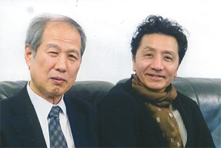 控え室で、森村さんと