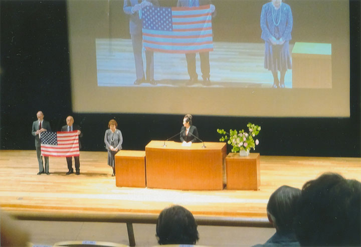 海外からも大勢の参加者が