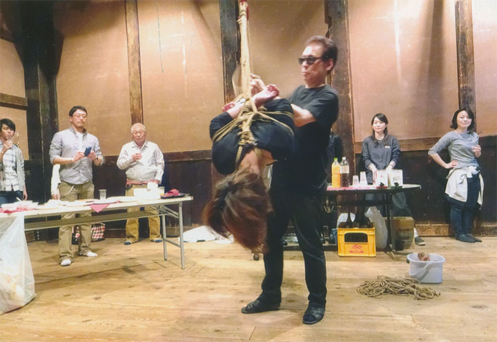 緊縛師・有末剛さんのお仕事