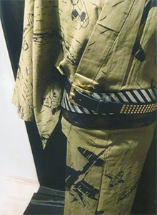 これも「戦争」柄ですね