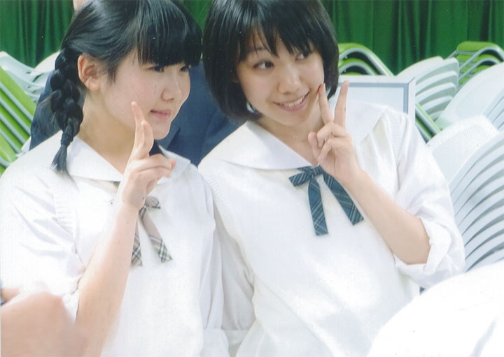 制服向上委員会