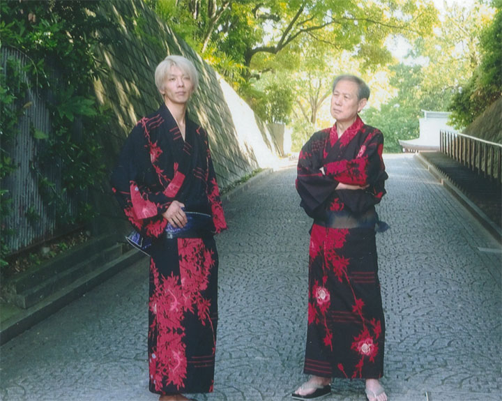 「三島」柄の２人