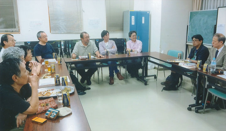 活発な質問、討議が