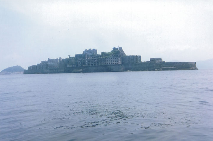 軍艦島です