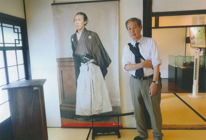 亀山社中記念館で