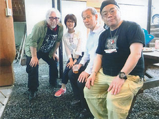 バーベキュー会場で