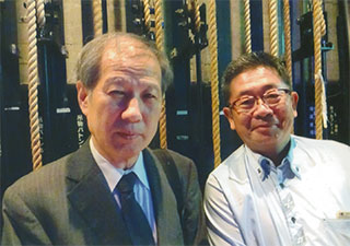 共産党の小池晃さんと