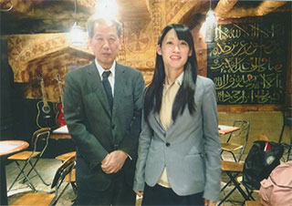 美人歌姫・晴山さんと