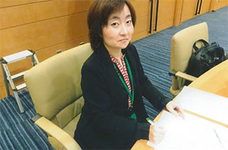 司会の塩田祐子さん