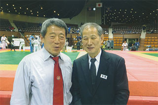 大道塾塾長・東孝先生と