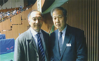 東大・松原隆一郎教授と