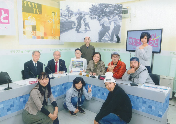 デモクラTVのスタジオで。11/22