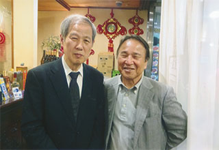 山城博治さんと