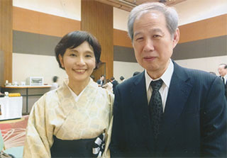 女優の斉藤とも子さんと