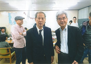 浅野健一さんも来てくれました