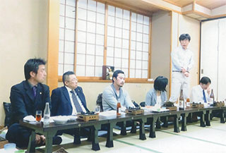 自己紹介する弁護士さんたち