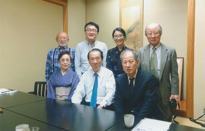 三上元さん。菅直人さんたちと