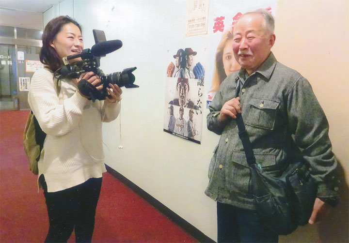 兄貴も取材されました