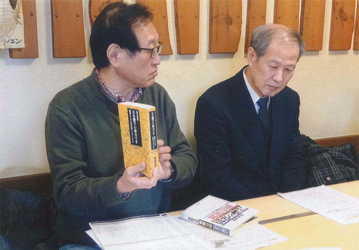 二木啓孝さんが本の紹介を