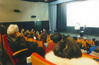 一人で話しました