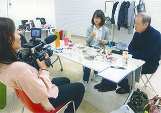 映画の取材です