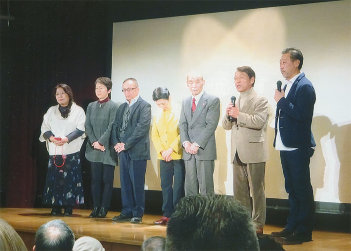 そのあと、出演者が舞台に