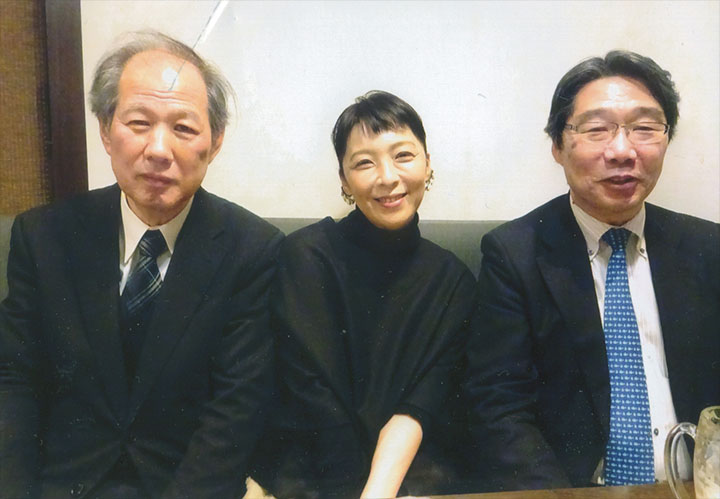 主演女優の有森也実さんも駆けつけてくれました