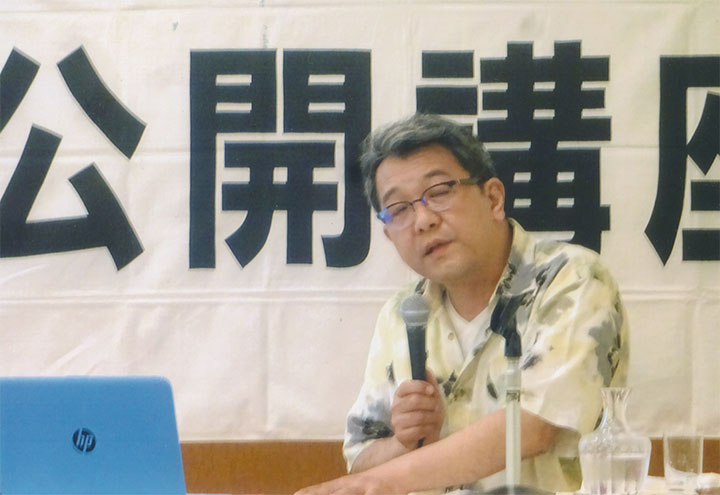 三島研で講演する井上さん。5/25（金）