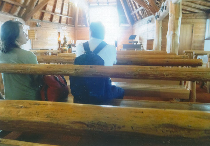 教会へも行きました