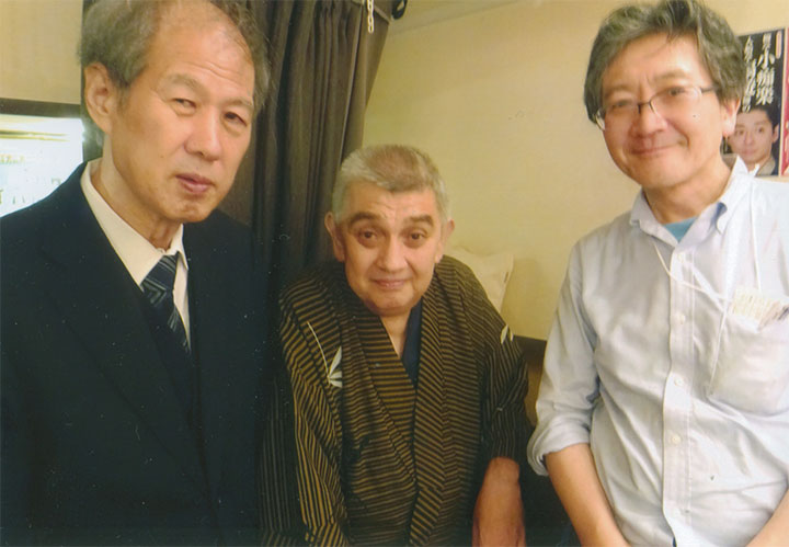 ブラックさん、寅ちゃんと