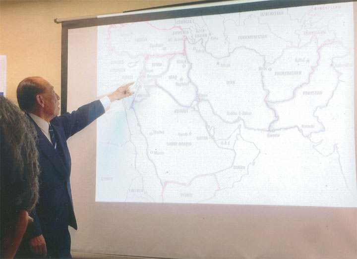 講演する北川正人さん