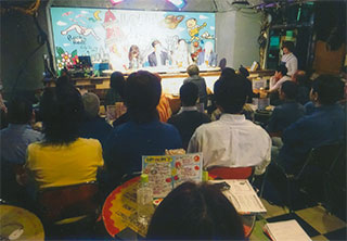 ロフトは満員でした