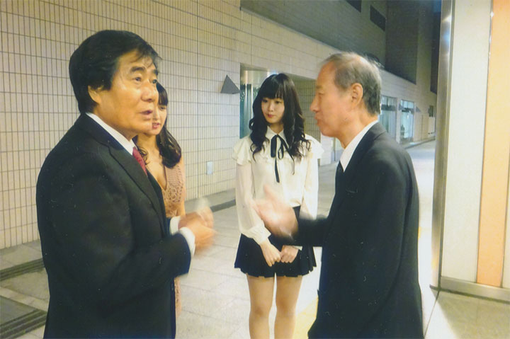 村西さん（左）と