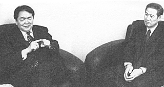 筆坂秀世さん（左）と