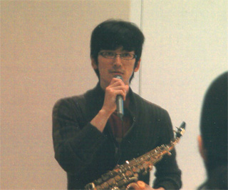 サックスの内田輝氏（5/5）
