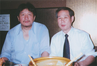 二次会で（一水会フォーラム。8/15）