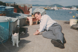 猫に戻った生くにお