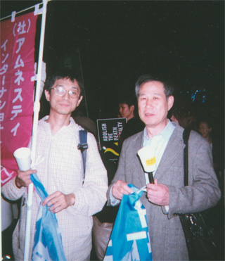 アレフ（元・オウム）広報部長の荒木浩さんと一緒に歩いた（10/10）