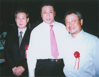 麻生秀孝さん（中央）、夢枕獏さん（右）と（11/14）