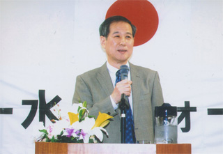 一水会フォーラムで（12/14・撮影:平早勉氏）