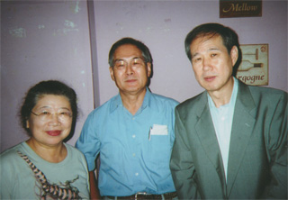 （左から）布川玲子さん、浜口龍太氏、鈴木邦男（9/8）