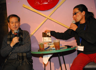 ロフトでのトークの時。右が高木尋士氏