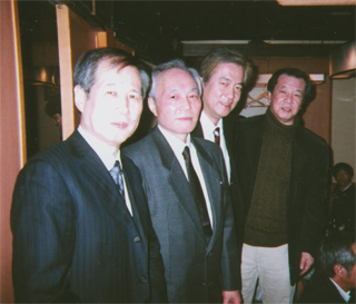 松本健一さんと（打ち上げで）