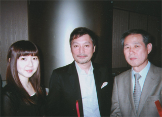 島田雅彦さん（中央）と（5/15）