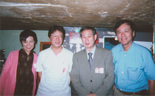 パネラーの池田さん、斉藤さん、保坂さんと