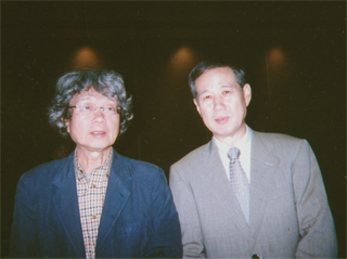 講演の鎌田慧さんと