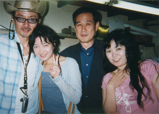 田代まさしさん（左）と