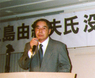 「楯の会」初代学生長・持丸博氏（11/16）