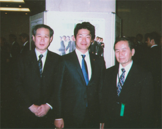 松浪ケンタさん（中央）、米良晃一さん（右）と（12/7）