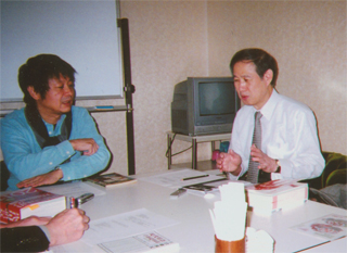 『現代用語の基礎知識』の清水均編集長と対談した（2/10）